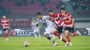 Prediksi Susunan Pemain Persijap Vs Madura United FC Malam Ini