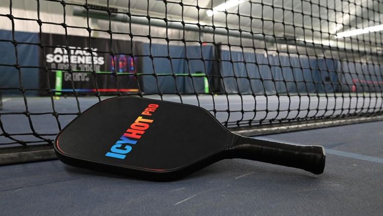 Panduan Memilih Raket Pickleball Ideal: Menguak Harga dan Fitur Terbaik