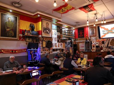 Sensasi Makan di Restoran Bertema Rezim Diktator