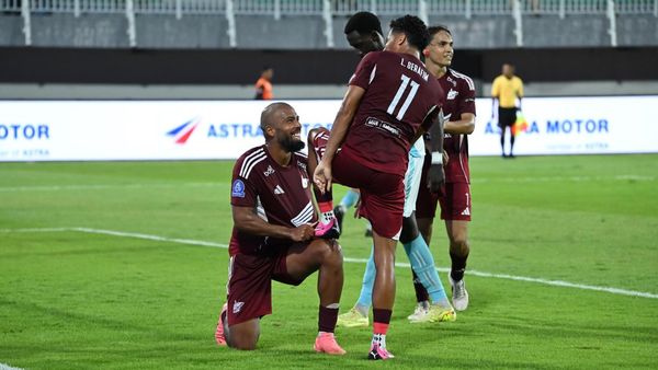 Potret PSM Makassar Pesta 5 Gol ke Gawang PSBS Biak