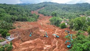 Bingkai Sepekan: Bencana Banjir hingga Erupsi Melanda Sejumlah Wilayah Indonesia