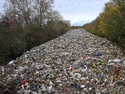 Eropa Kesulitan Tangani Pembuangan Sampah Ilegal