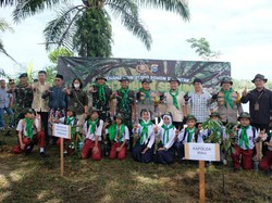 Gerakan 21 Ribu Pohon Bergema di Riau: Satu Pohon, Seribu Harapan