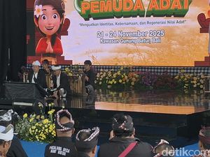 Wamenbud Giring Buka Jambore Pemuda Adat di Kintamani
