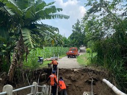 Jembatan Penghubung Bojonegoro dan Lamongan Ambruk Tergerus Arus Sungai