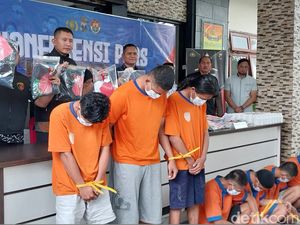 2 Personel Band di Kota Batu Dikeroyok gegara Moshing, 5 Orang Jadi Tersangka