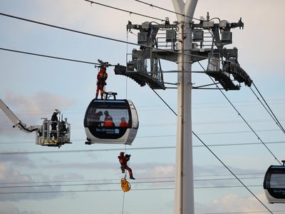 Latihan Evakuasi Dramatis di Kereta Gantung Baru Paris