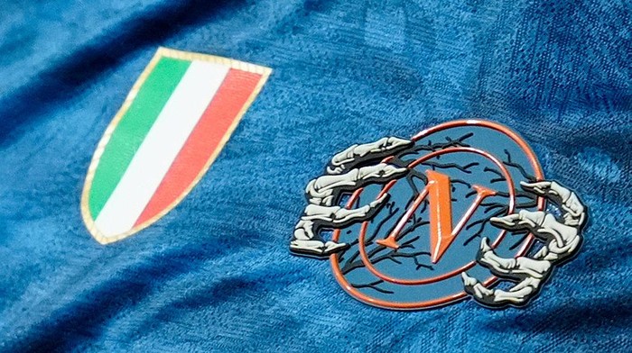 Lecce, Italy - October 28: The SSC Napoli logo redesigned for the Halloween shirt during the Serie A match between US Lecce and SSC Napoli at Via del Mare on October 28, 2025 in Lecce, Italy. (Photo by Matteo Ciambelli/DeFodi Images/DeFodi via Getty Images)