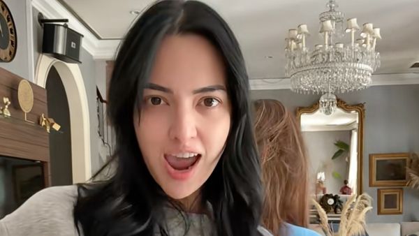 Potret Penampilan Terbaru Nia Ramadhani, Lebih Natural Dengan Rambut Hitam