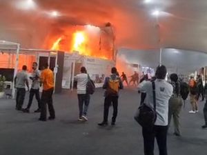 Kebakaran Paviliun di COP30 Brasil Dipadamkan