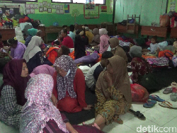 Video: Ribuan Pengungsi Erupsi Gunung Semeru Butuh Bantuan