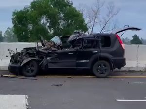 TNI Serahkan ke Polisi 194.631 Butir Ekstasi dari Mobil Ringsek di Tol Lampung