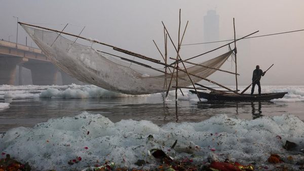 Sungai Ikonik India Kian Terkubur Pencemaran
