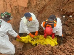 Balita Korban Longsor Cilacap Ditemukan Meninggal, 2 Masih Dicari