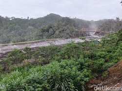 Banjir Lahar Semeru Sebabkan Letusan Sekunder, Begini Imbauan BPBD