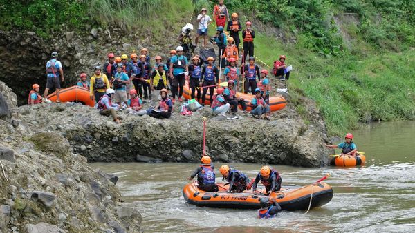 Denyut Sport Tourism Mengalir di Lomba Rescue Sungai Progo