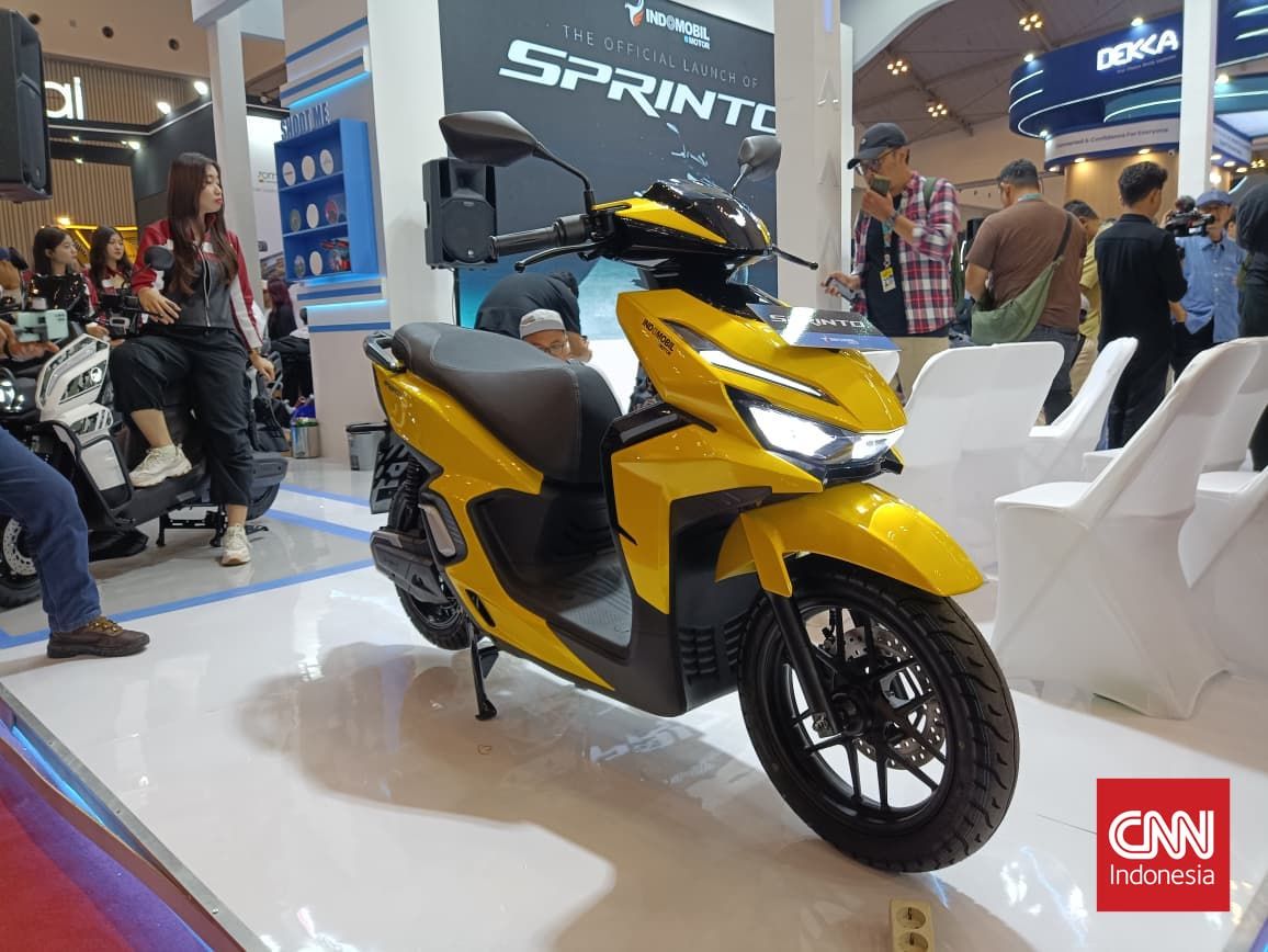 Indomobil EMotor International (IEI) pada Sabtu (22/11) meluncurkan skuter listrik baru, Sprinto, di Gaikindo Jakarta Auto Week (GJAW) 2025, yang secara tampilan mengingatkan desain skutik Honda Vario.