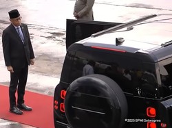 SUV Hitam Kekar Jemput Wapres Gibran Setibanya di Afsel