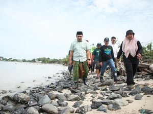 Tanam Mangrove di Jepara, Wagub Jateng Tegaskan Pentingnya Jaga Ekosistem