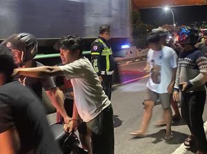 Pemotor Wanita Tewas Usai Jatuh-Terseret ke Pembatas Jalan di Parepare