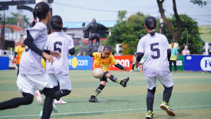 MilkLife Soccer Challenge (MLSC) Jakarta Seri 1 2025-2026 sedang bergulir. Ajang ini mencatatkan rekor perhelatan Soccer Challenge.