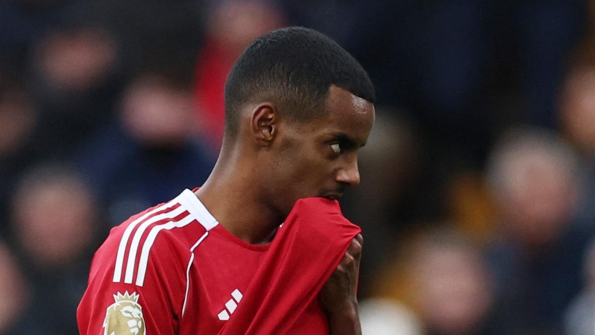 Alexander Isak selalu kalah setiap jadi starter untuk Liverpool musim ini. (REUTERS/Phil Noble)