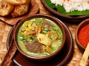 Daftar Baru! 10 Makanan Indonesia Paling Enak 2025