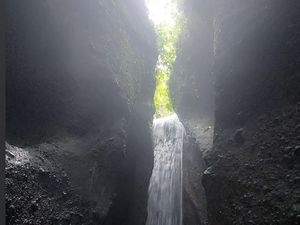Wisata Air Terjun Grudugan, Air Terjun Tersembunyi Antara Dua Tebing