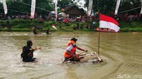 Balap Getek di Trenggalek, Peserta Tantang Arus dan Angin