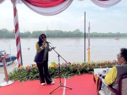 Wabup Mimik Apresiasi Festival Bahari 2025, Dongkrak Wisata & UMKM