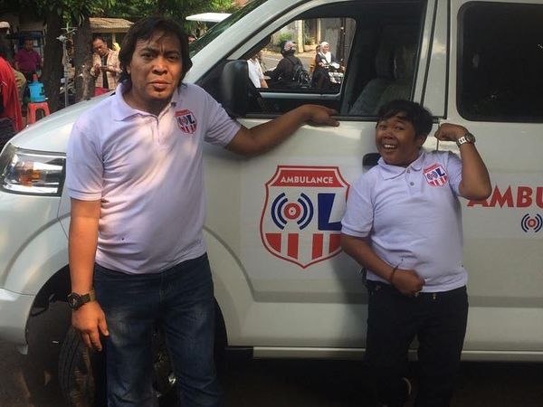 Adul Nangis Berkali-kali di Luar Negeri hingga Dibawa Polisi Gegara Komeng