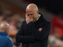 Arne Slot Tebar Pujian ke Man City