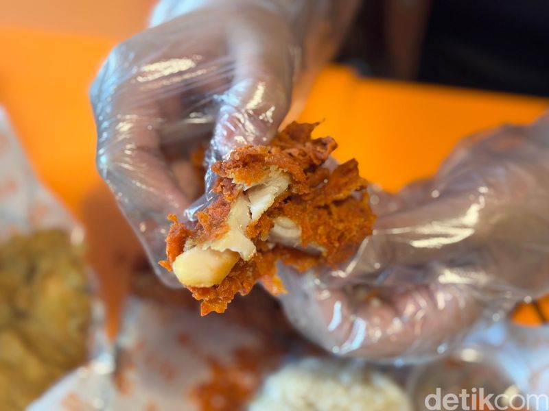 AYLO AYLO, restoran fish and chip baru milik selebgram Niko Al Hakim atau Okin.