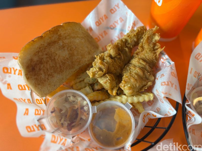 AYLO AYLO, restoran fish and chip baru milik selebgram Niko Al Hakim atau Okin.