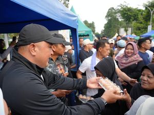 Budayakan Makan Telur, Bupati Bogor Bagikan 2.025 Telur Gratis ke Warga