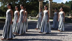 Countdown Olimpiade 2026 Dimulai! Gladi Bersih Api Olimpiade di Yunani Curi Perhatian