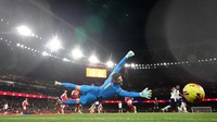 Eze membuat trigol dalam derby London Utara melawan Tottenham Hotspur pada 23 November. Foto: REUTERS/Hannah McKay