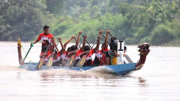 Ratusan Atlit Meriahkan Festival Bahari Sidoarjo