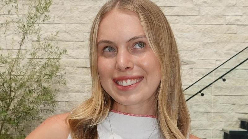 Sarah Lloyd, yang kini tinggal di Gold Coast, Queensland, mengaku sudah menghabiskan 2 hingga 3 botol Diet Coke setiap hari selama bertahun-tahun.