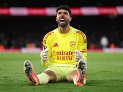 David Raya Nikmati Gaya Main Arsenal
