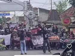 Viral Konvoi Perguruan Silat Menutup Jalan Blitar-Kediri, Ini Kata Polisi