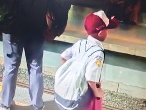 Disdik Ungkap Bocah SD Naik KRL Parung-Klender Baru Seminggu Berangkat Sendiri