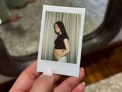 Alyssa Daguise Bagikan Rutinitas Setelah Hamil, Sering Nangis-Pamer Jerawatan