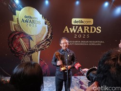 Aktif Tekan Emisi Karbon Antarkan PLN Raih detikcom Awards 2025