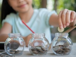Anak Butuh Ilmu Kelola Uang, Nabung Emas Bisa Jadi Langkah Awal