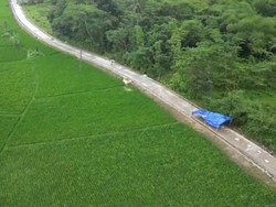 Jalan Rusak di Pandeglang Sempat Bikin Guru Jatuh, Kini Sudah Diperbaiki