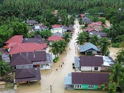 Sumbar Tanggap Darurat Banjir, BMKG Ingatkan Potensi Cuaca Ekstrem Masih Ada