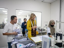 Ratu Maxima Kunjungi Pabrik di Sragen, Sempat Ngobrol dengan Pekerja