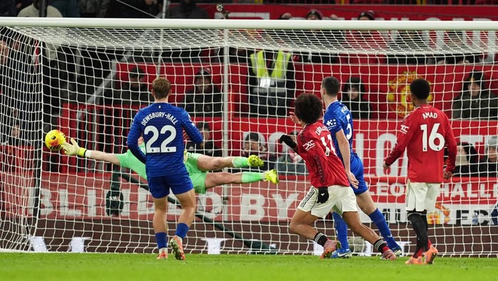 Everton goalkeeper Jordan Pickford makes a save from Manchester Uniteds Joshua Zirkzee during the Premier League match at Old Trafford, Manchester. Picture date: Monday November 24, 2025. (Photo by Martin Rickett/PA Images via Getty Images)