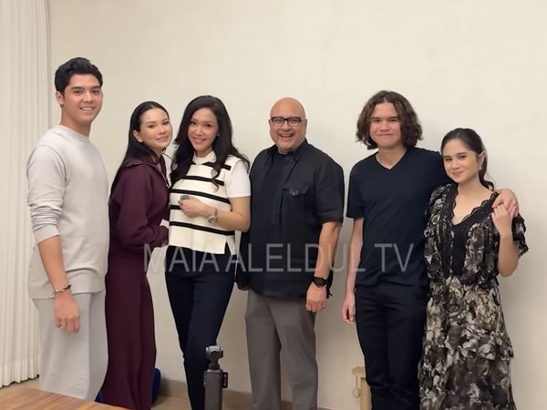 Klarifikasi Maia Estianty Disebut Sibuk dengan Kamera saat Alyssa Umumkan Hamil